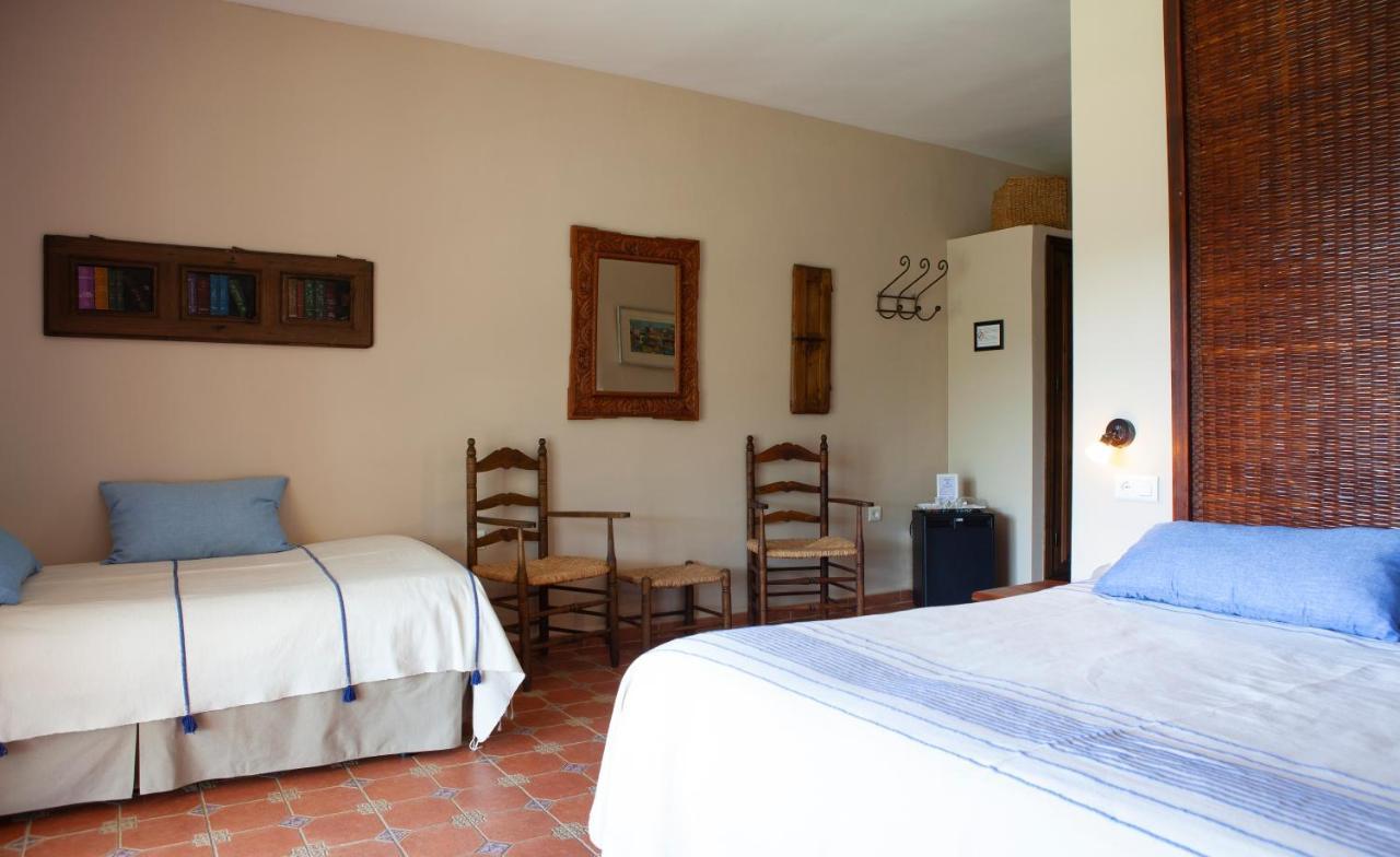 Hotel Cortijo De Salia Alcaucín Exterior foto